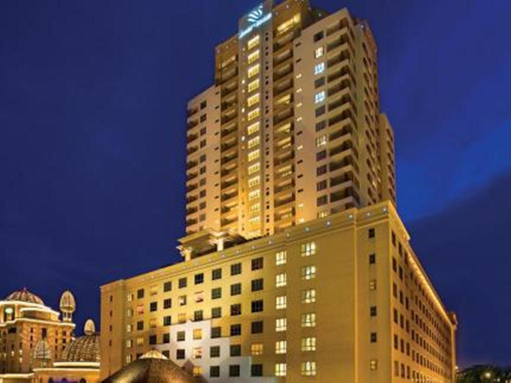 New Town Resort Suites At Pyramid Tower Subang Jaya Exterior photo